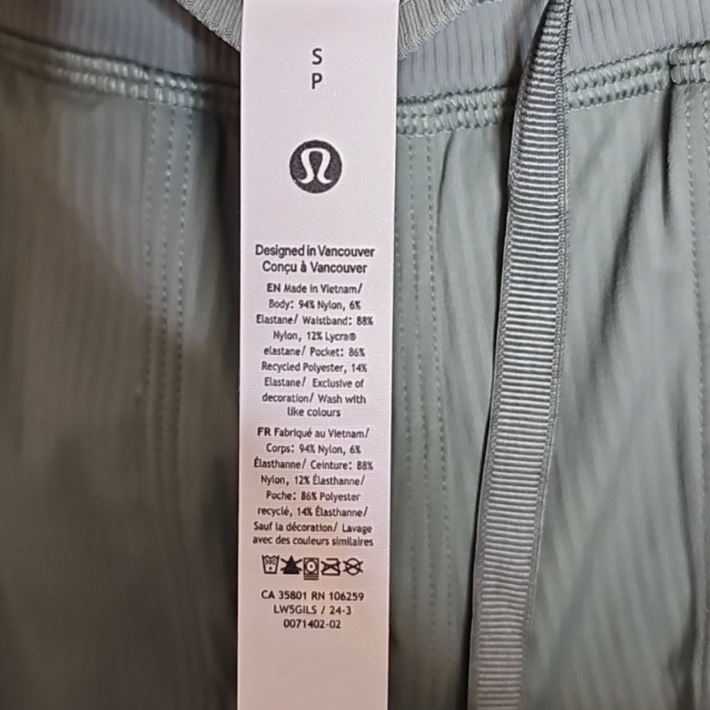Lululemon NWOT Dance Studio Cargo Pants Joggers Grey Eucalyptus Small 4 6 - Picture 8 of 9
